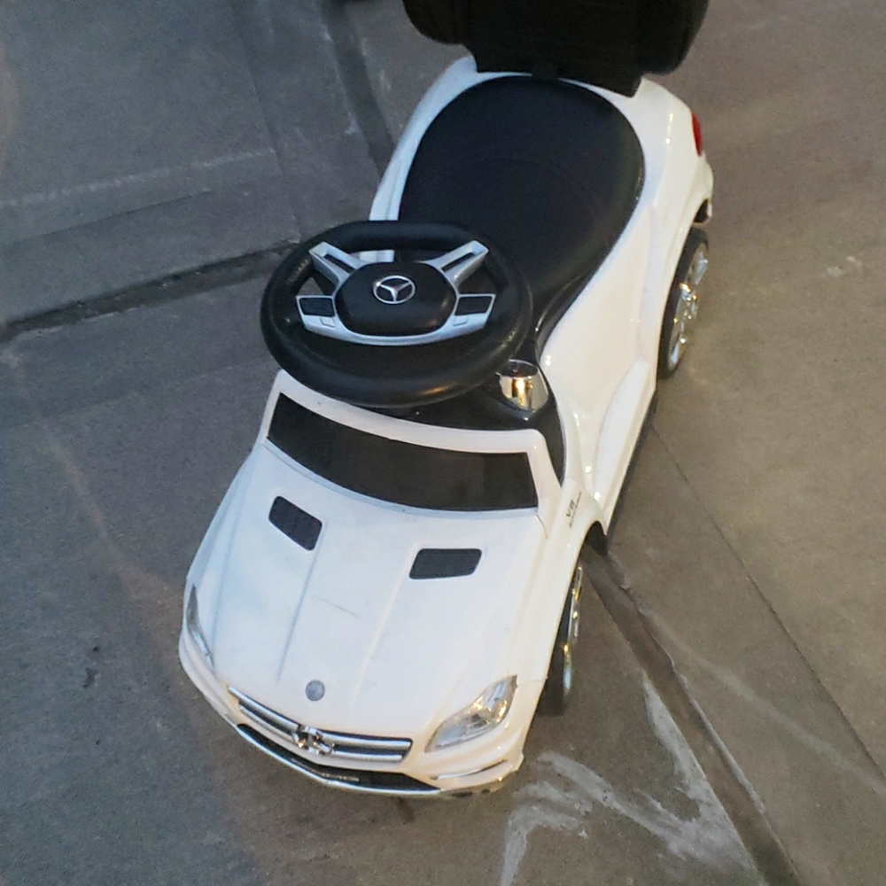Mercedes toddler push Bluetooth riding car